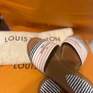 Louis Vuitton Lock It Flat Mule